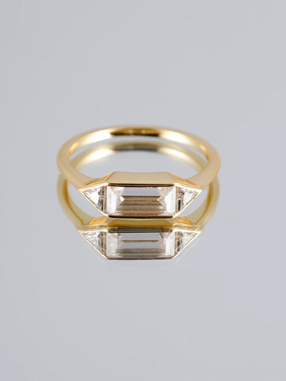 S925 Silver Moissanite Ring, A Fine Jewelry Piece, Fashionable, Suitable for Gifting, Anniversary, Birthday, and Valentine's Day